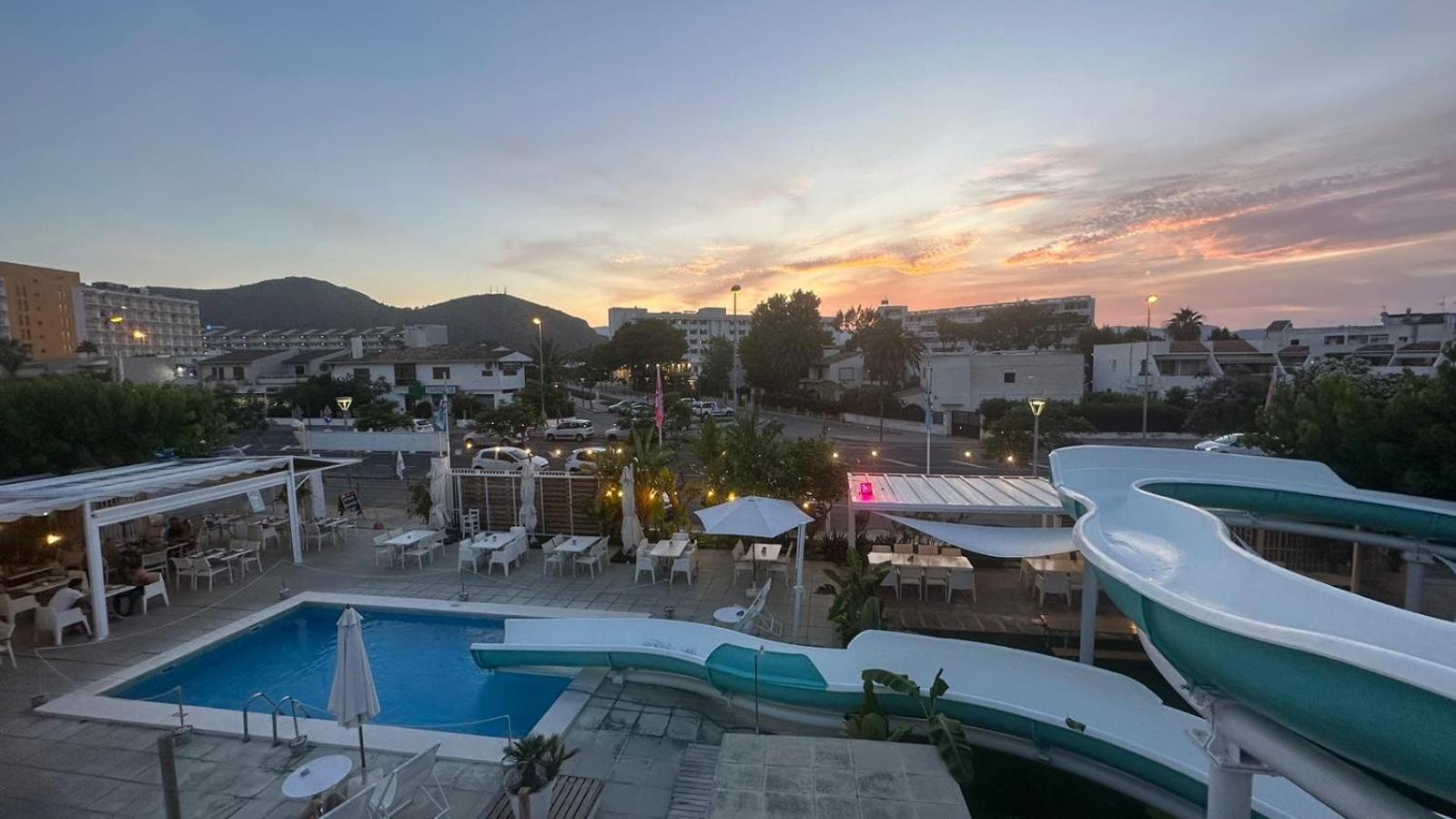 Bonito Y Relajante Apartamento En Puerto Alcudia Kültér fotó