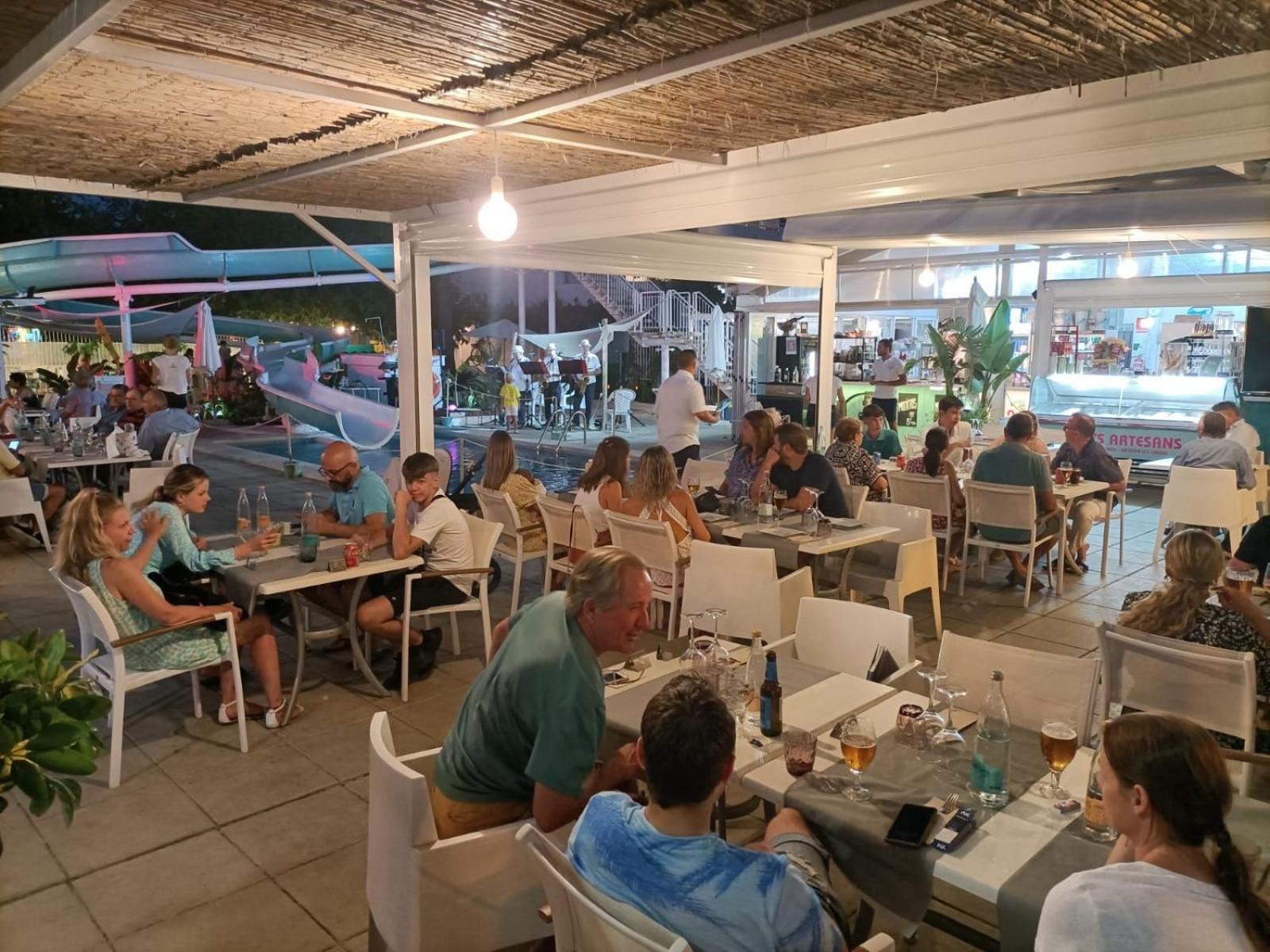 Bonito Y Relajante Apartamento En Puerto Alcudia Kültér fotó